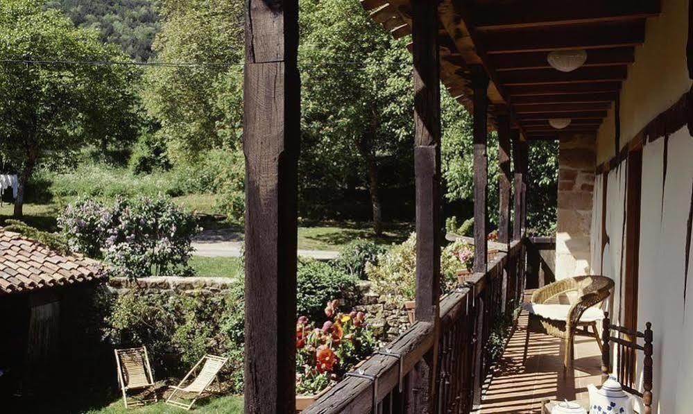 Gasthaus La Gandara Crespo Exterior foto